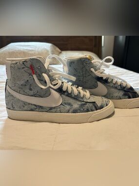Nike Blazer Mid Denim Marble Sneakers - White Swoosh, Blue-Grey